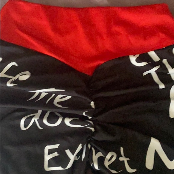 Graphic leggings - Picture 3 of 3